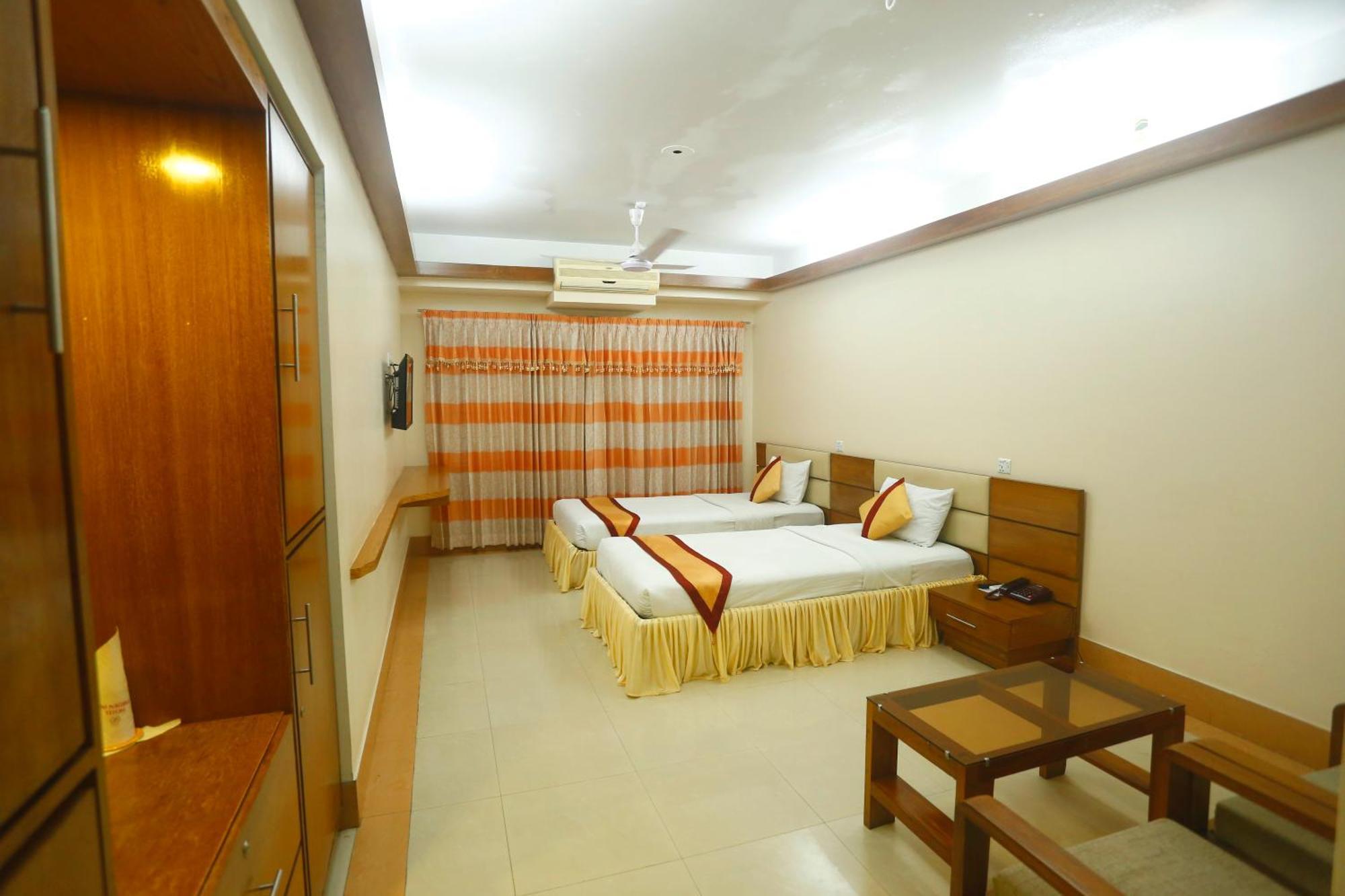 Hotel Garden Inn Силхет Экстерьер фото