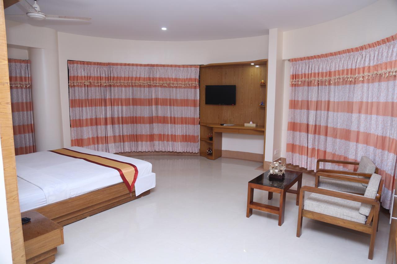 Hotel Garden Inn Силхет Экстерьер фото