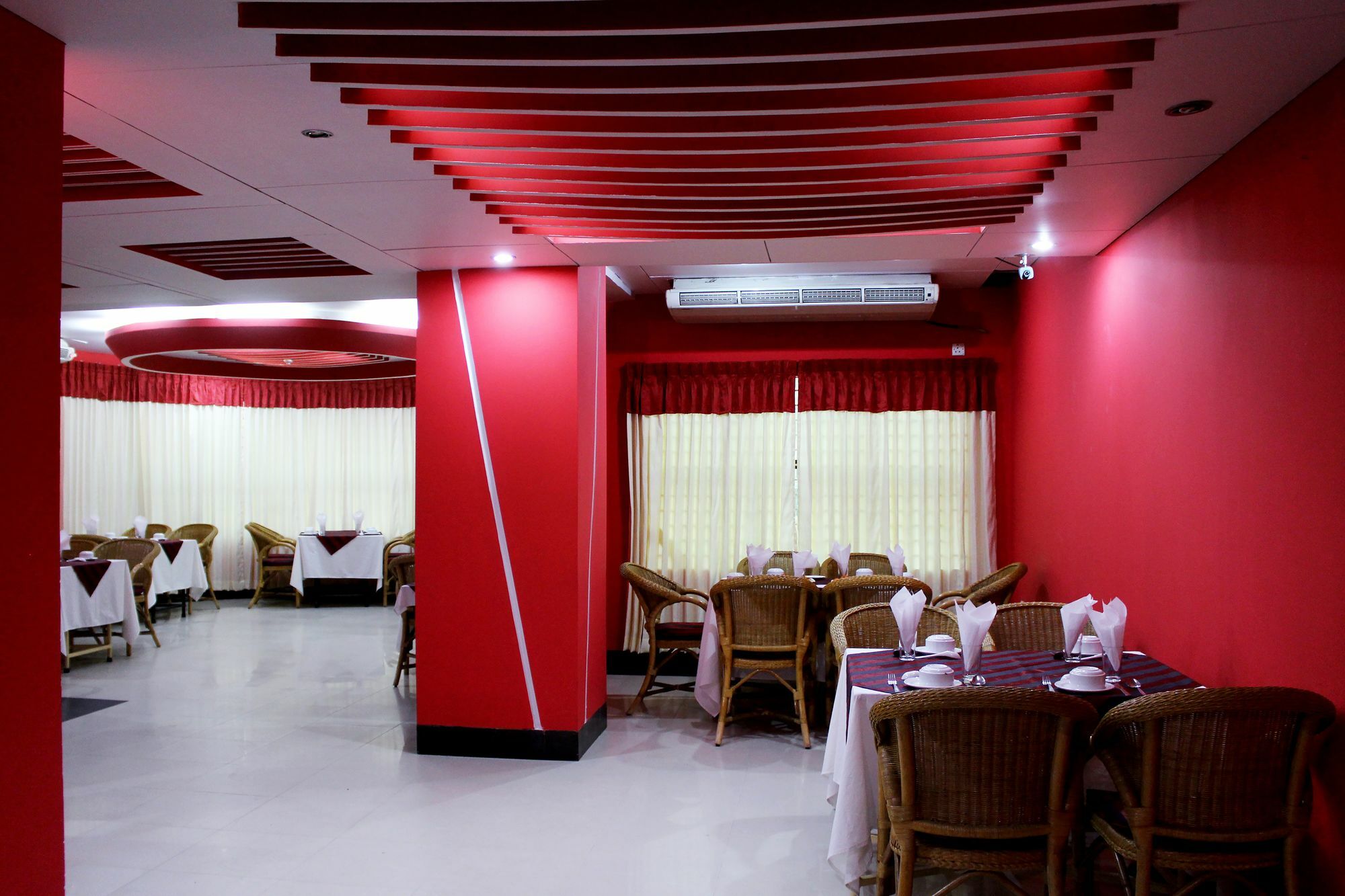 Hotel Garden Inn Силхет Экстерьер фото