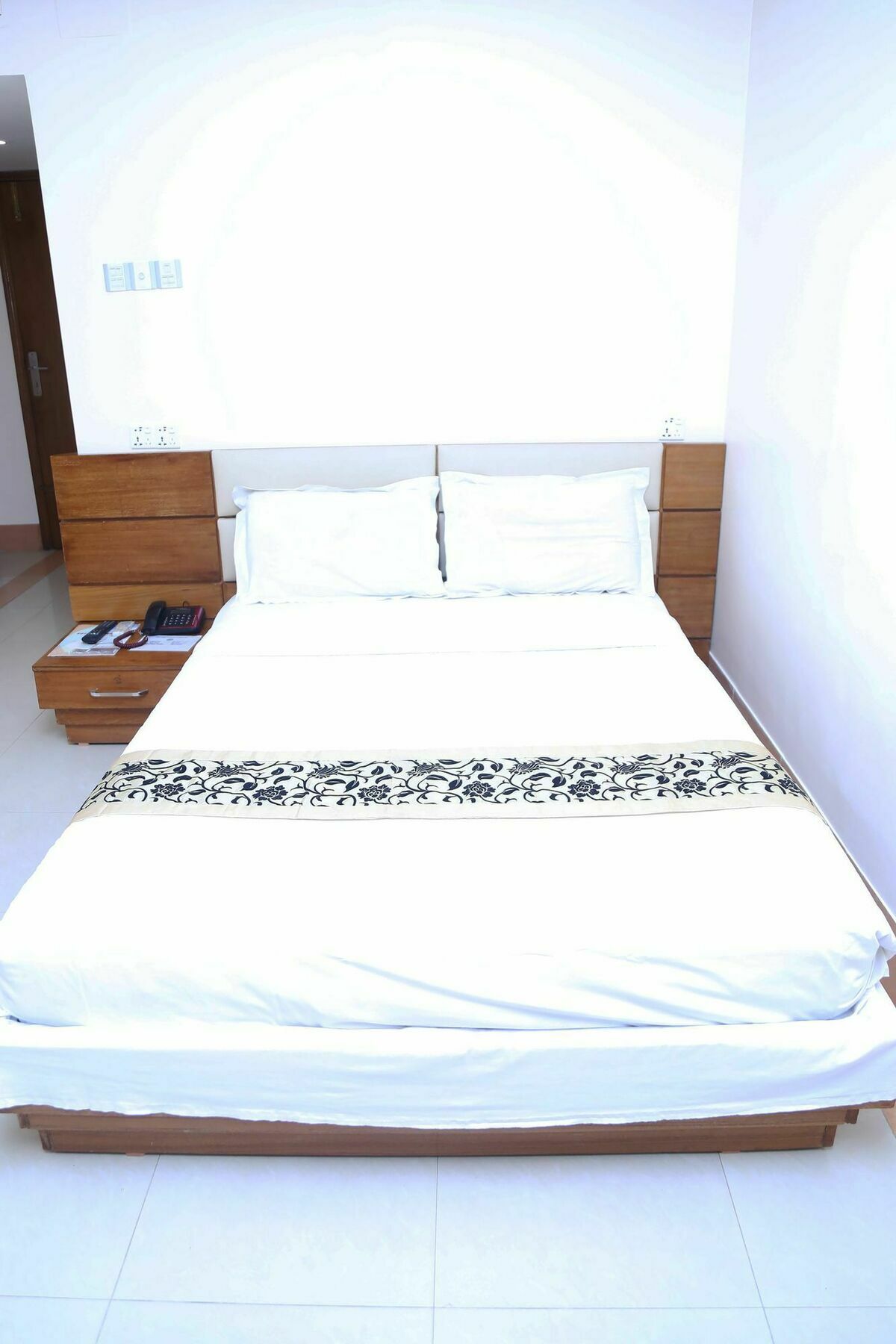 Hotel Garden Inn Силхет Экстерьер фото