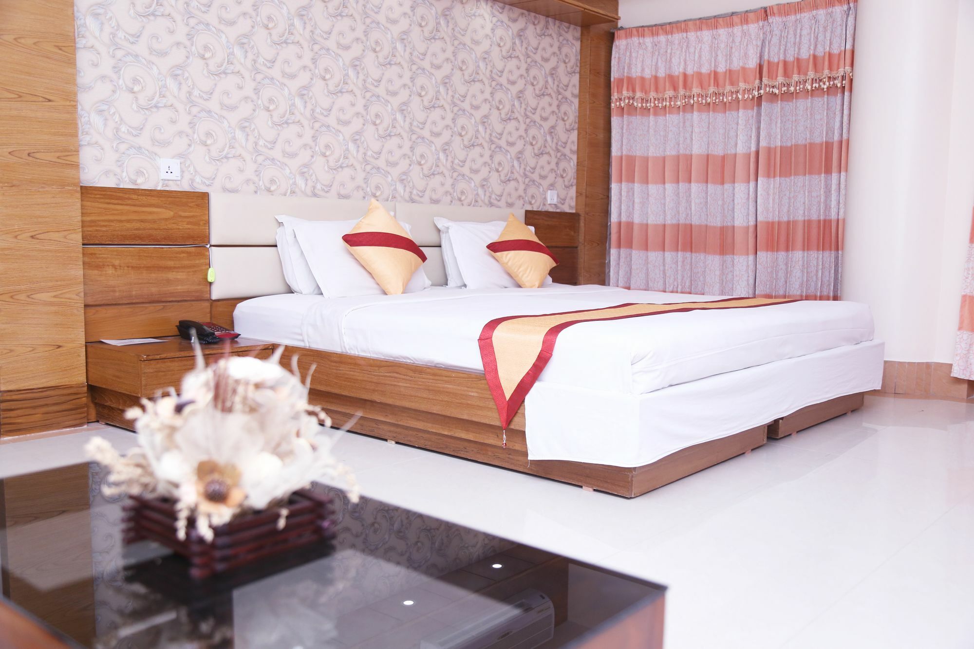 Hotel Garden Inn Силхет Экстерьер фото