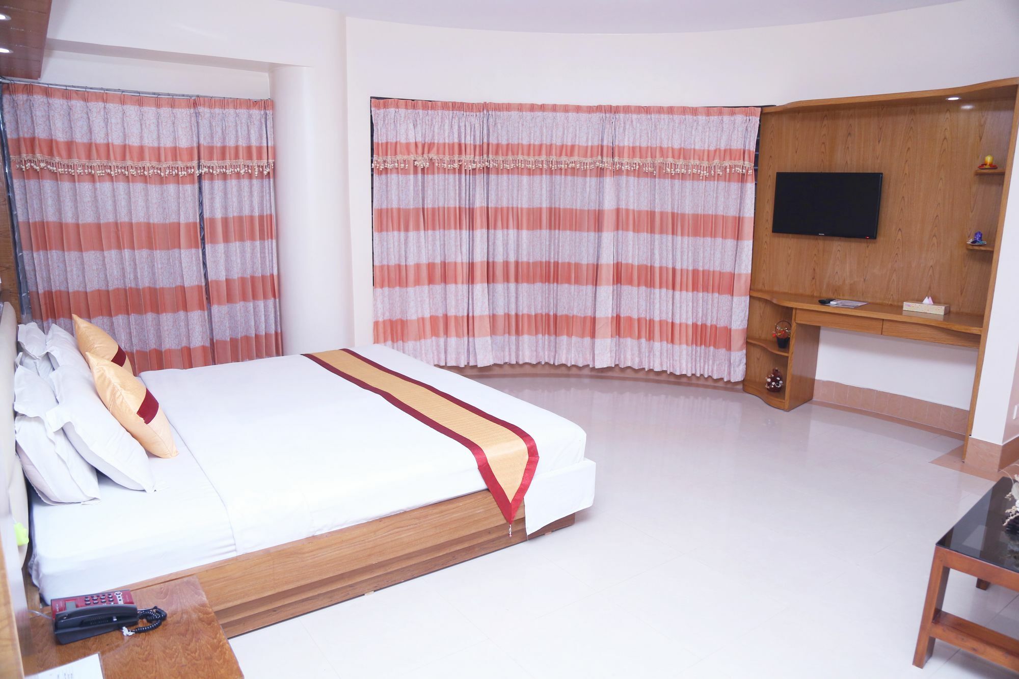 Hotel Garden Inn Силхет Экстерьер фото