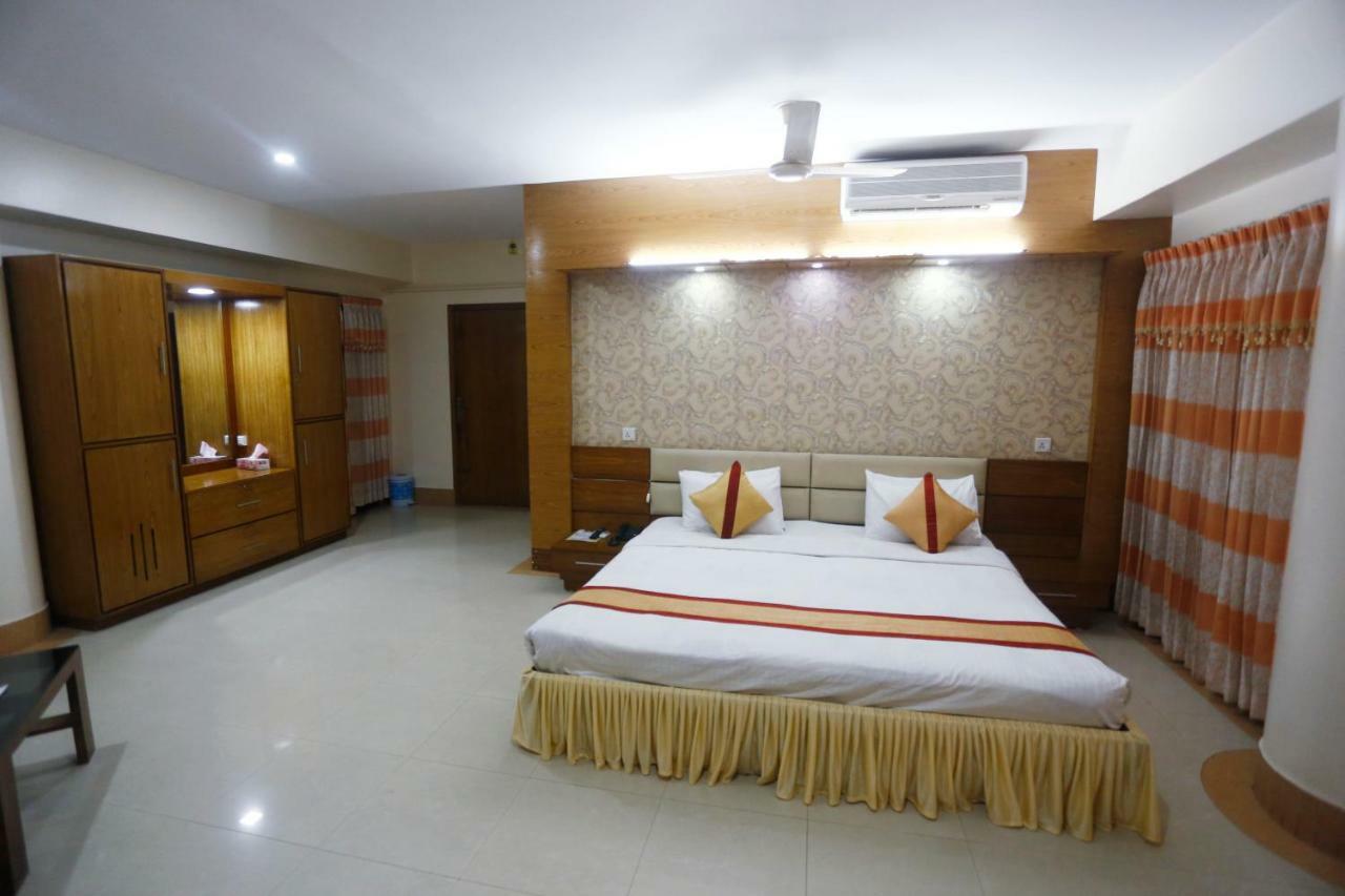 Hotel Garden Inn Силхет Экстерьер фото